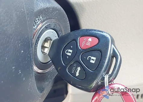 2011 Toyota Camry Se z USA, uszkodzony, nr VIN 4T1BF3EK1BU753126